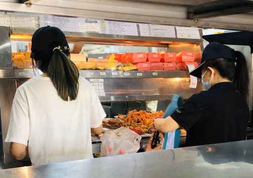 韦小堡店铺备餐